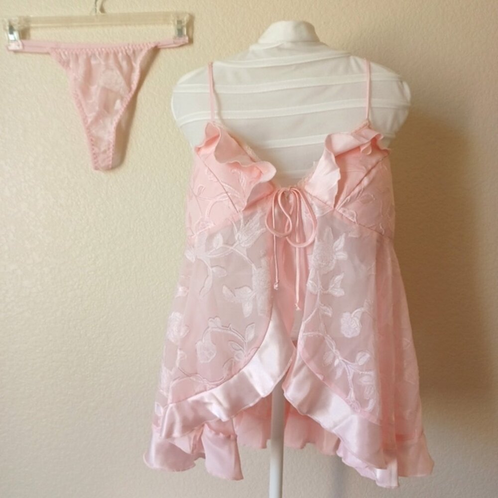 2 PIECE SET Movie Star Silky Negligee Lingeree & Thong Womens Large Pink EUC